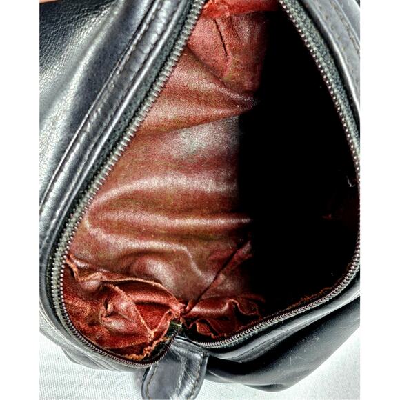 GUCCI VINTAGE ORIGINAL BLACK POCHETTE COSMETIC POUCH MINI HAND BAG (1970-80s) - Picture 11 of 16